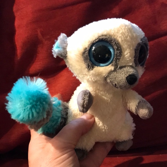 Beanie Boo Cloe (Lemur) 6 inch size Extremely Rare. No tags. - Picture 2 of 5